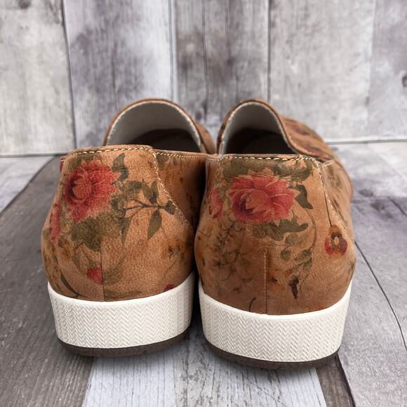 Dansko Shoes Sz 37 Slip On Sneakers Tan Leather Floral Printed Casual Boho - Picture 9 of 12